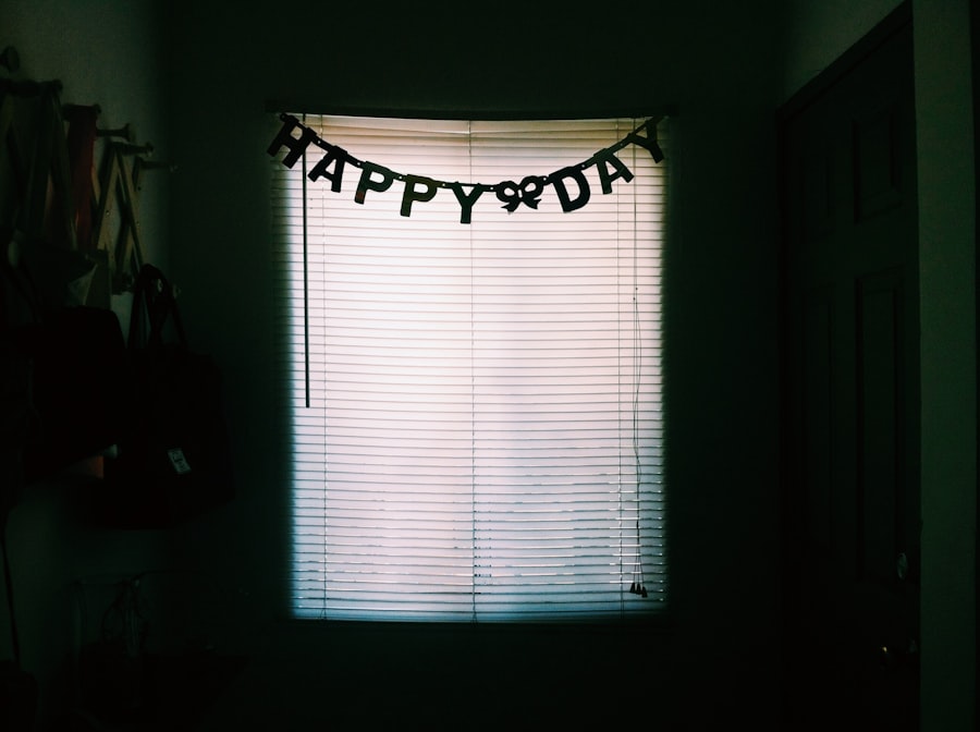 Photo Happy Hour Deals